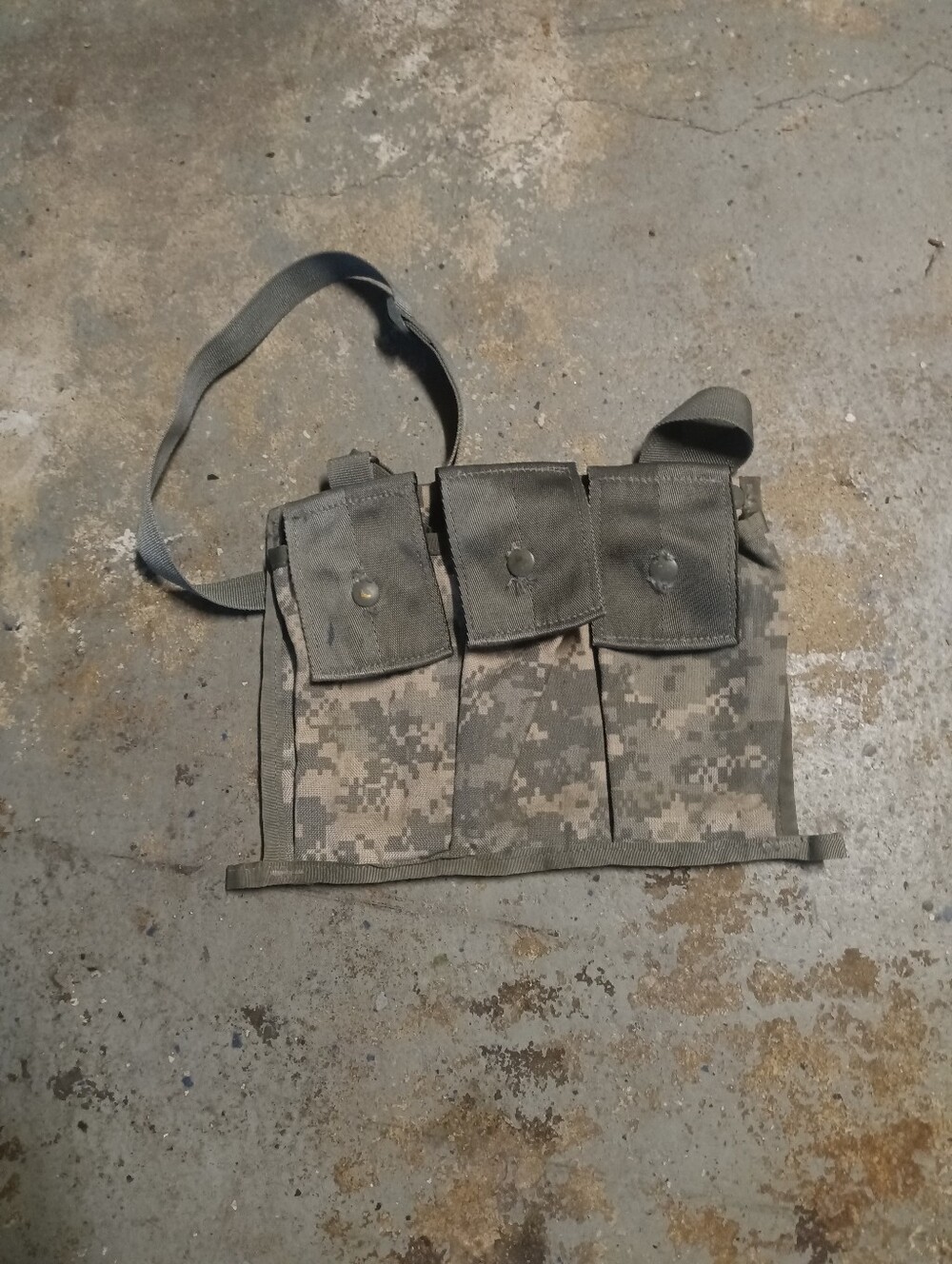 Military 6 Magazine Bandolier Molle Mag Ammunition Pouch With Strap